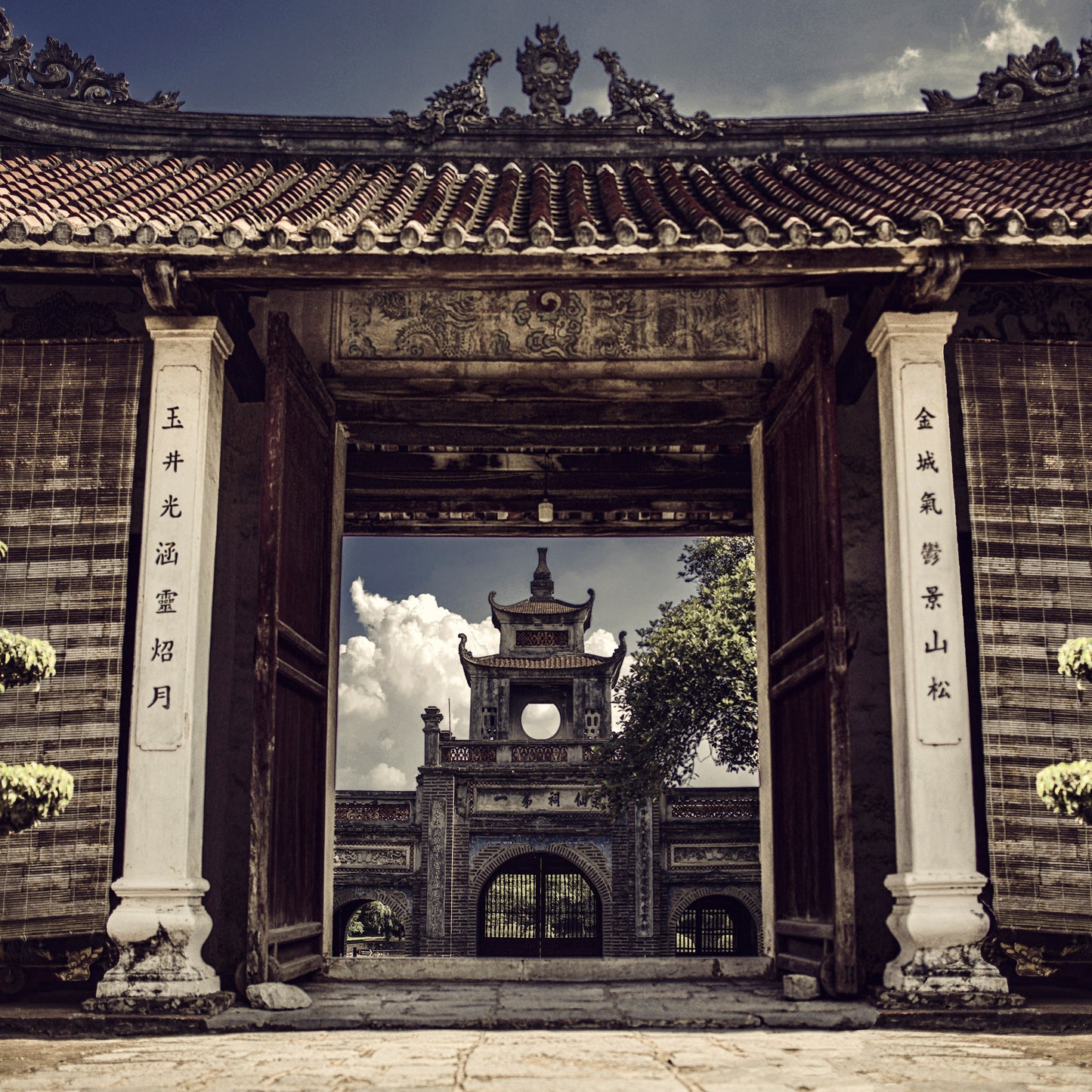 Hanoi Photographic Collection (for free shipping in Vietnam / mien phi vận chuyển tại Việt Nam)